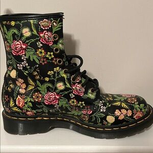 Dr Martens Floral Black Women's Boots
